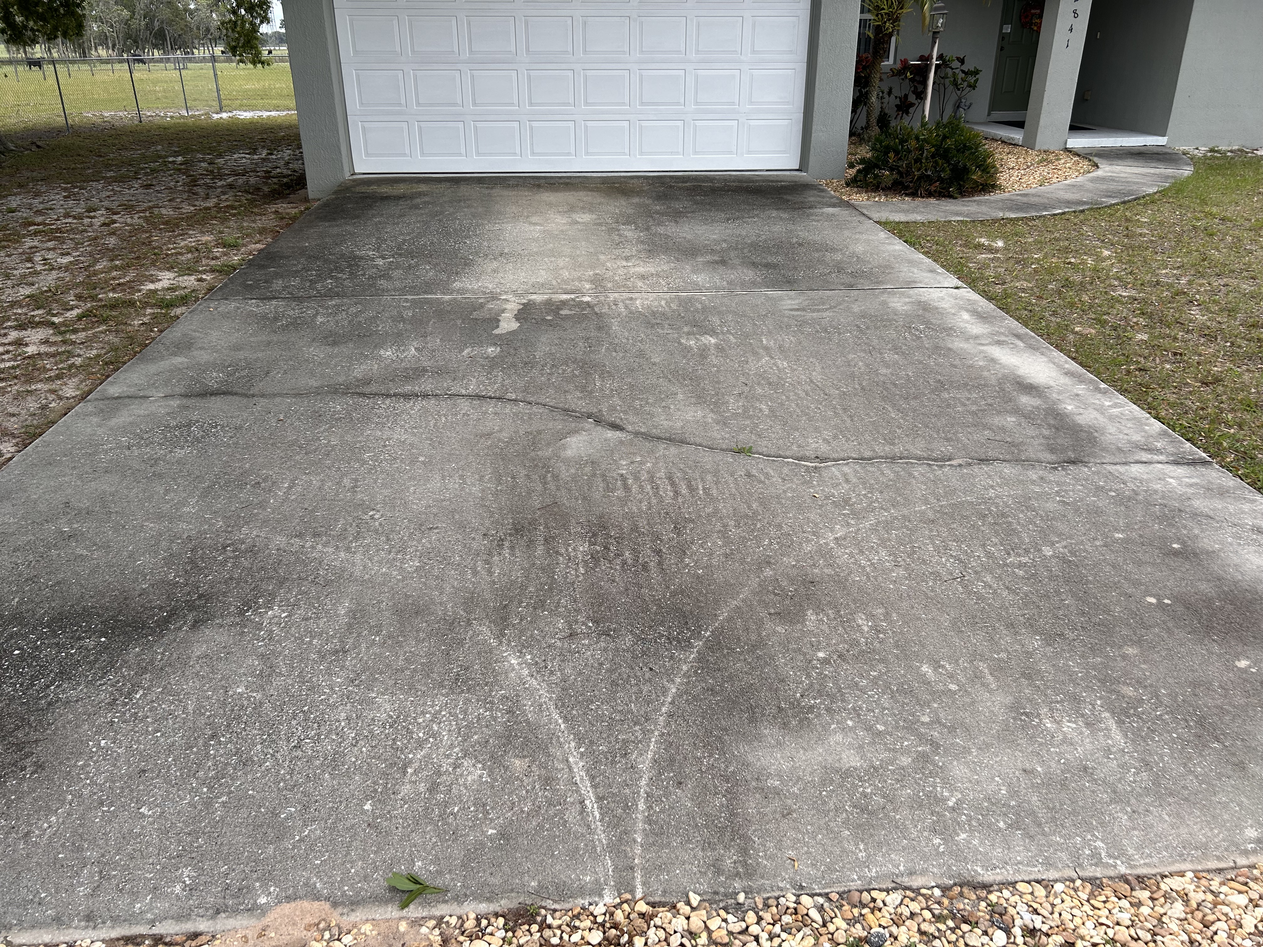 Driveway Cleaning In Lake Wales Fl (1)