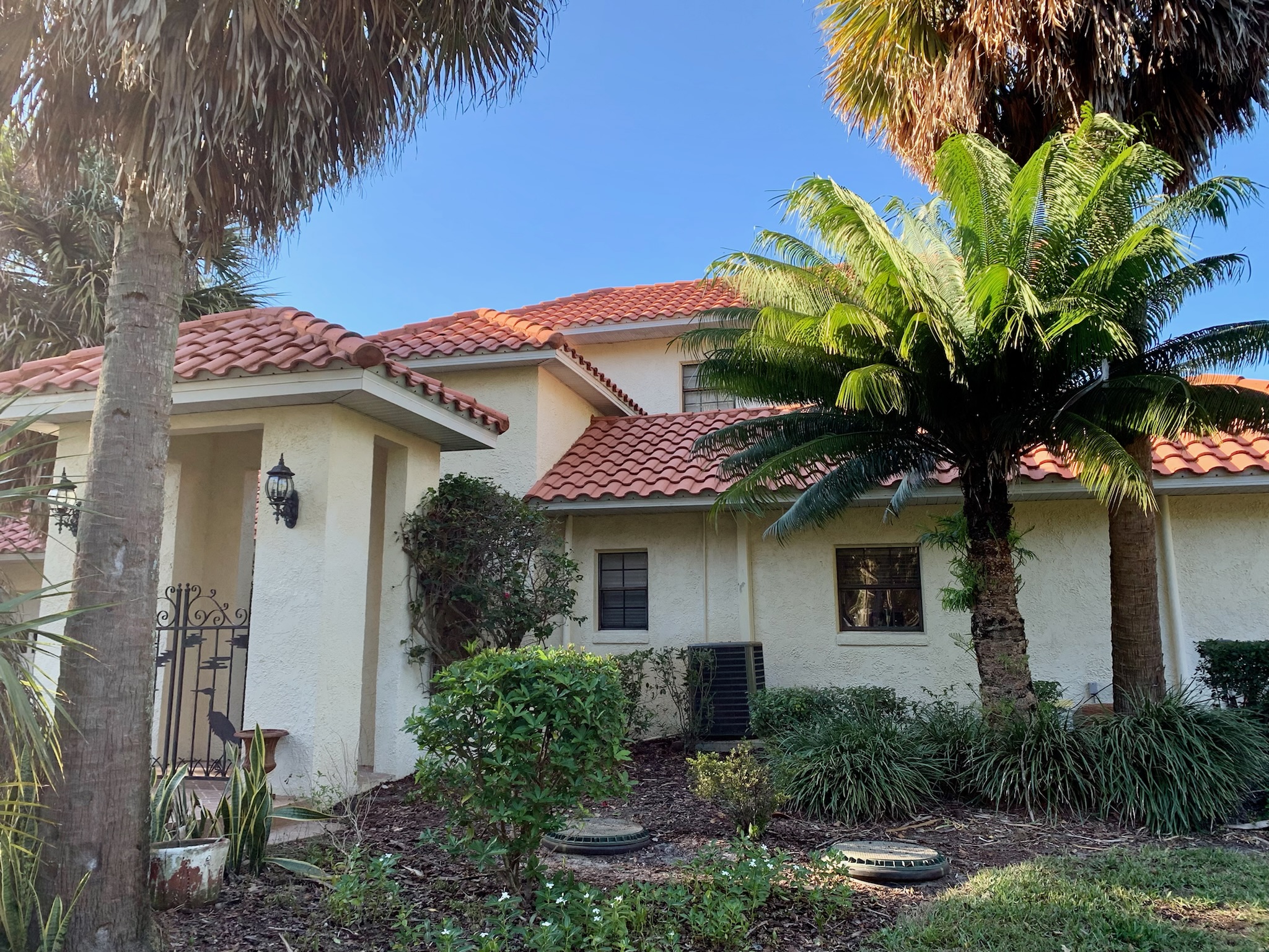 Roof Cleaning in Polk City Fl